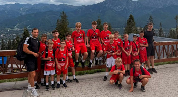 Akademia Piłkarska Mewy Resko w Zakopanem. Góry, sportowa pasja i niezapomniana integracja!
