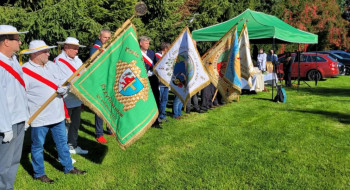 Święto pszczelarzy w Resku. Lokalne korzenie, polowa msza i debata o przyszłości polskiego miodu
